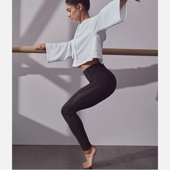 ATHLETA Aura Heel Tight in Powervita Black Size Small - Picture 5 of 11